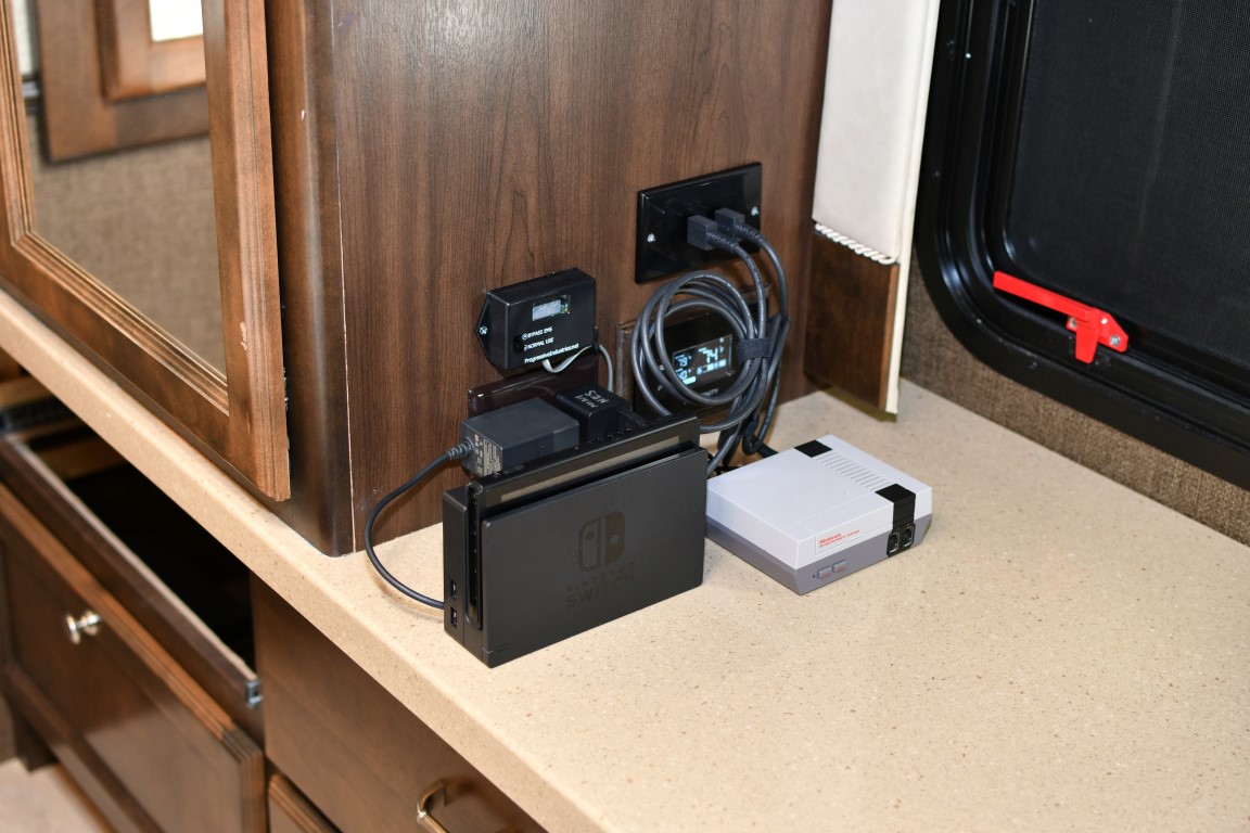 RV Mod: Improving the Tiffin Allegro AV Cabinet